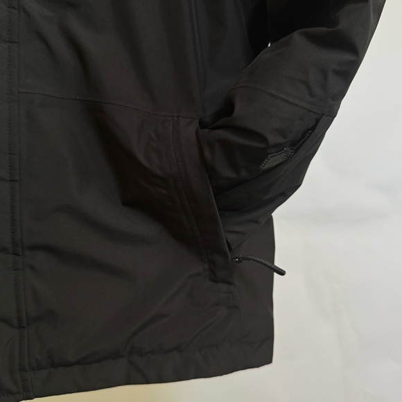 Youth Patagonia Black Ski Jacket
Size Small (7/8) - Picture 8 of 15